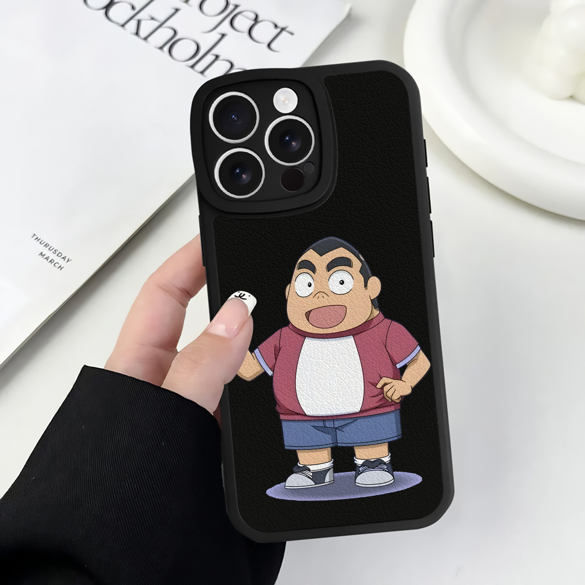 （画像用） 名探偵コナン 小嶋 元太 こじま げんた Detective Conan Kojima Genta 【iPhone 16シリーズ対応】シリコンスマホケース（レザー調） 材質：シリコン